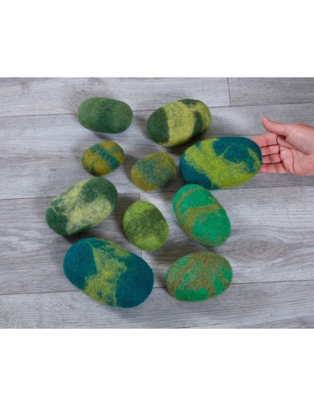 Rocas de fieltro verde