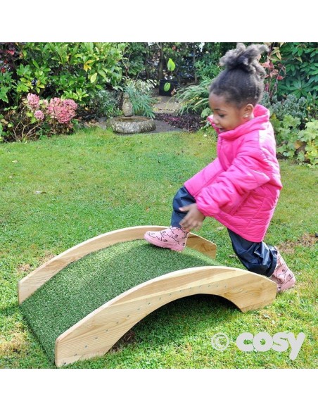 Mini puente de césped