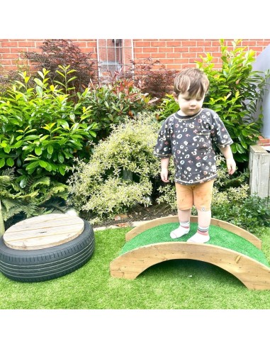 Mini puente de césped