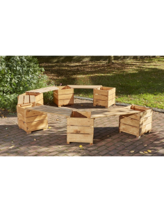 Espacio de reunión con jardineras