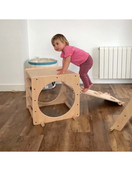 Cubo de escalada + Rampa Pikler