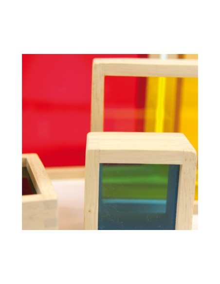 Bloques translúcidos de madera