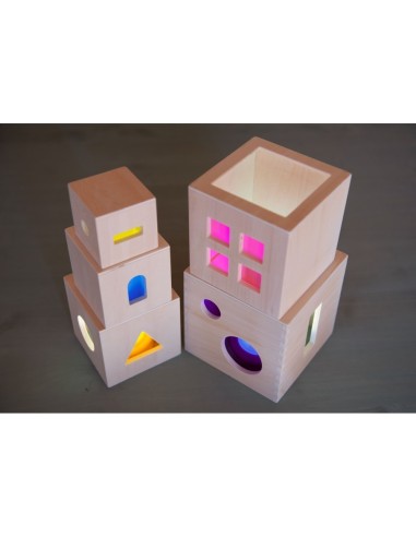 Cubos apilables translúcidos