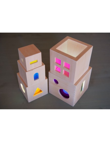 Cubos apilables translúcidos