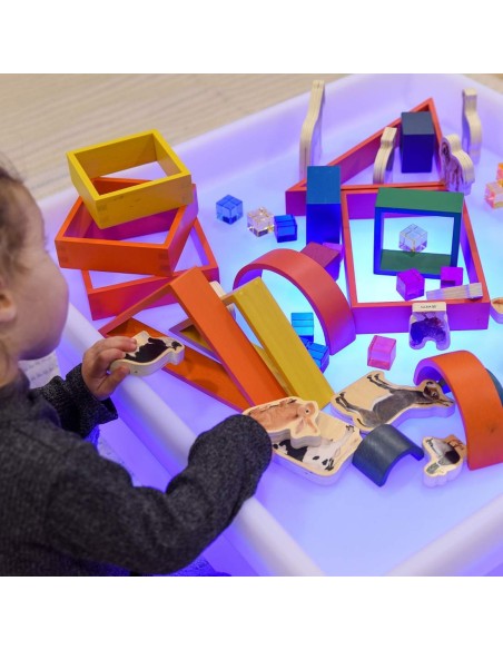 Mesa descubrimiento sensorial baja cuadrada