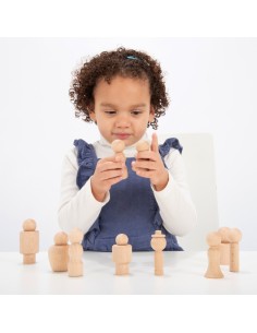 Figuras comunidad madera natural 10u