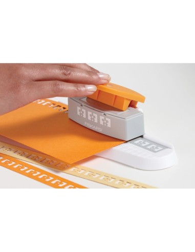 Perforadora borde intercambiable + Cartucho flores